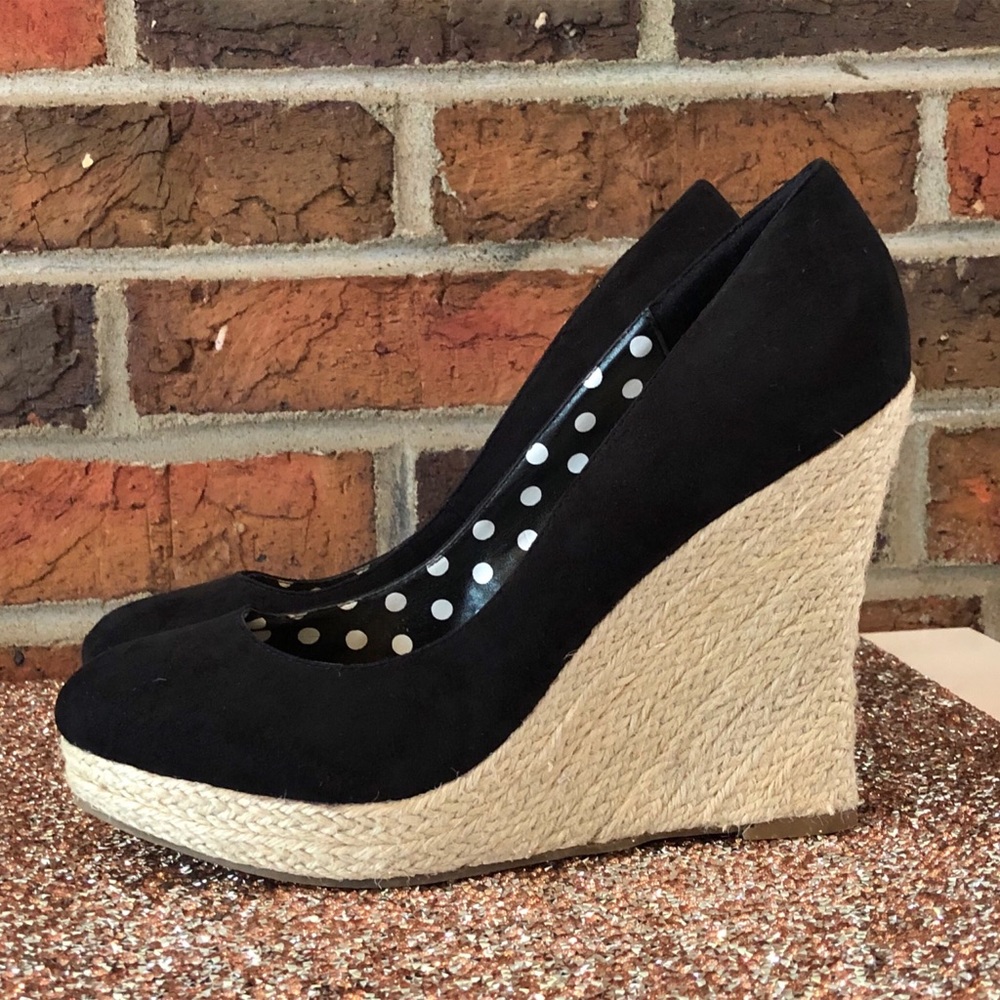 Fergalicious Wedges - Picture 2 of 6